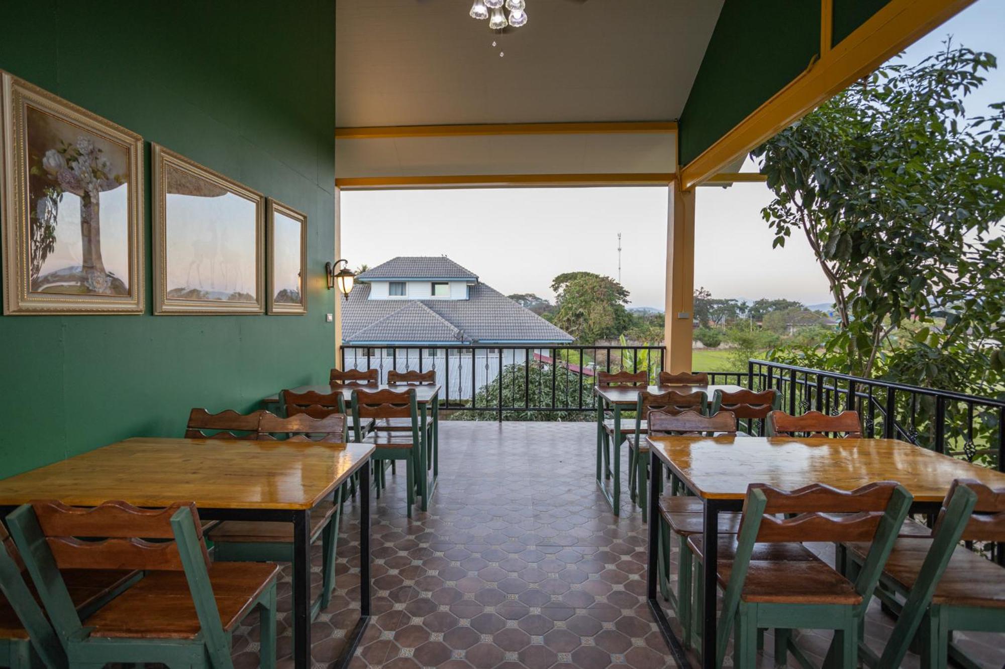 Mana-An Lake Hill Resort มานาอันเลคฮิลล์รีสอร์ต 치앙마이 외부 사진